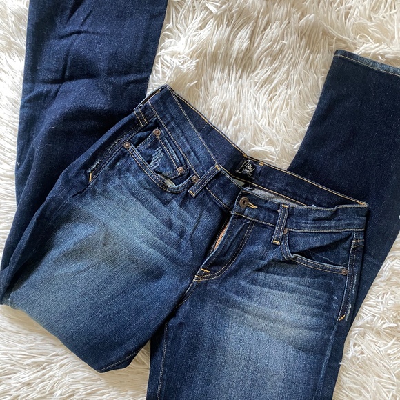 Lucky Brand Classic Rider Size 4/27 Mid Rise Straight Leg Blue Jeans - Picture 2 of 8